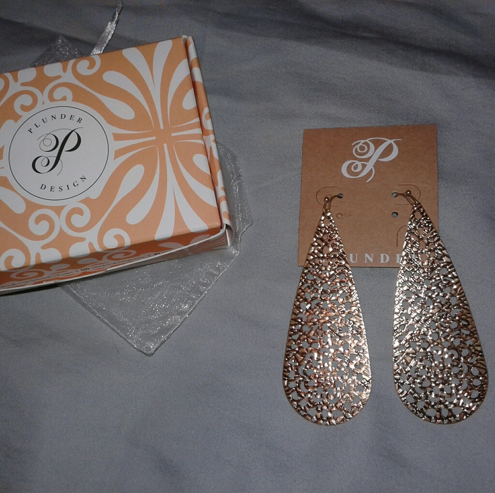 Plunder Ciara Earrings